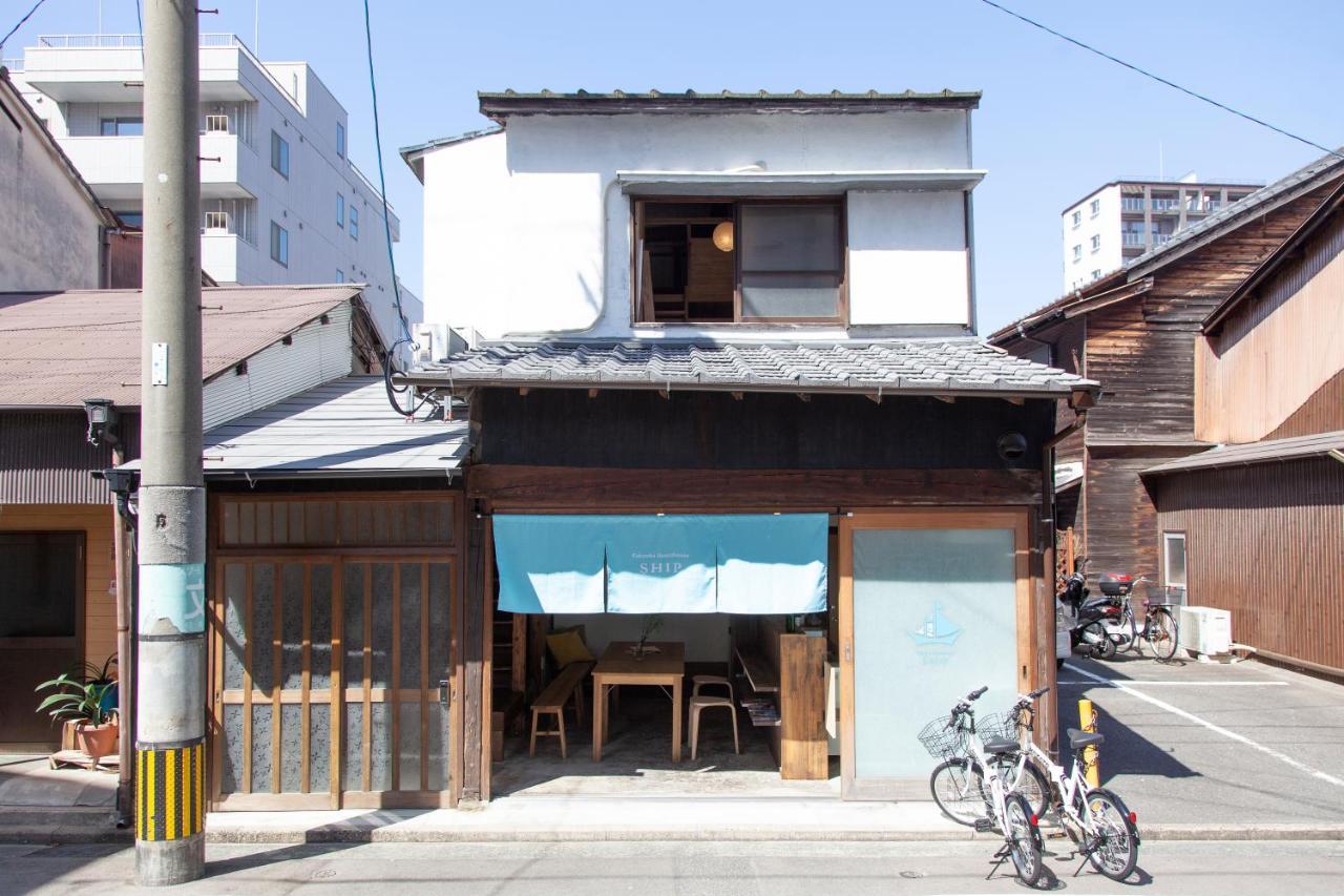 Fukuoka Guesthouse Ship Exterior foto